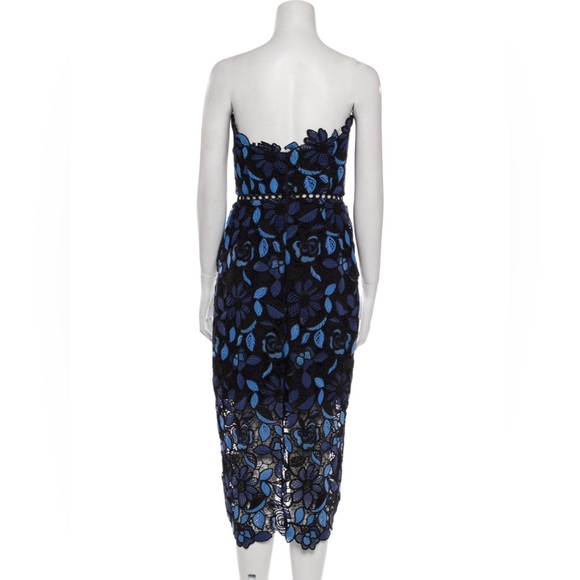 Elliatt Woman’s Strapless Floral Crochet Dress Size S - Picture 2 of 9